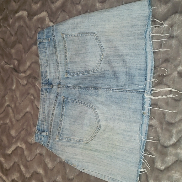 Denim skirt - Picture 2 of 3